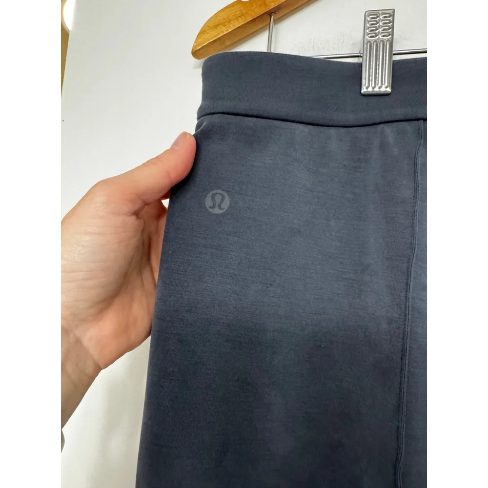 Lululemon Softstreme High-Rise Pants (2025)  Inkwell Size L - Picture 2 of 11
